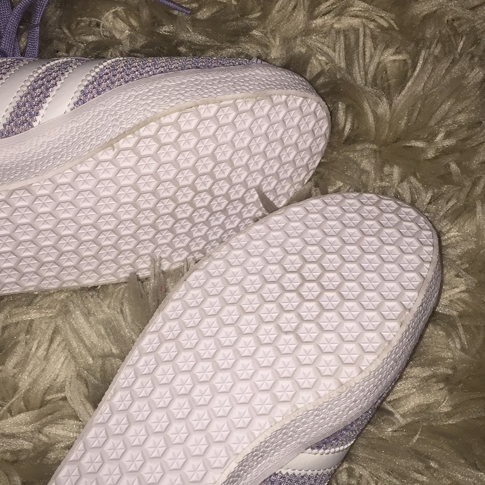 Women’s Adidas Lilac Size 6.5 - Picture 4 of 6